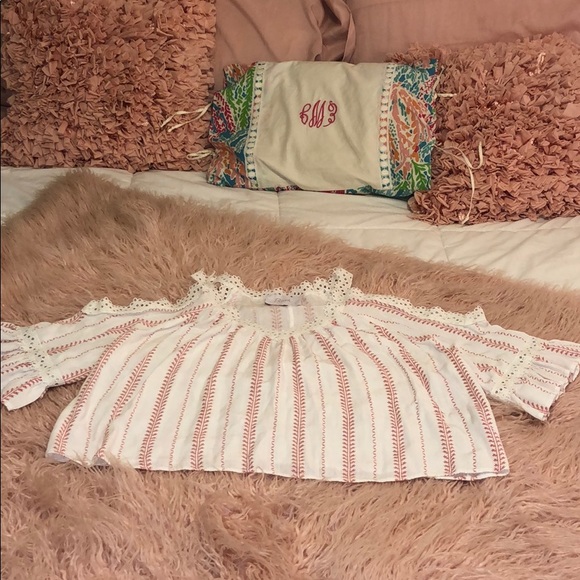 Off the Shoulder Top - Picture 6 of 6